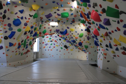 Boulder wall AZTEC for School of Olympic Reserve 