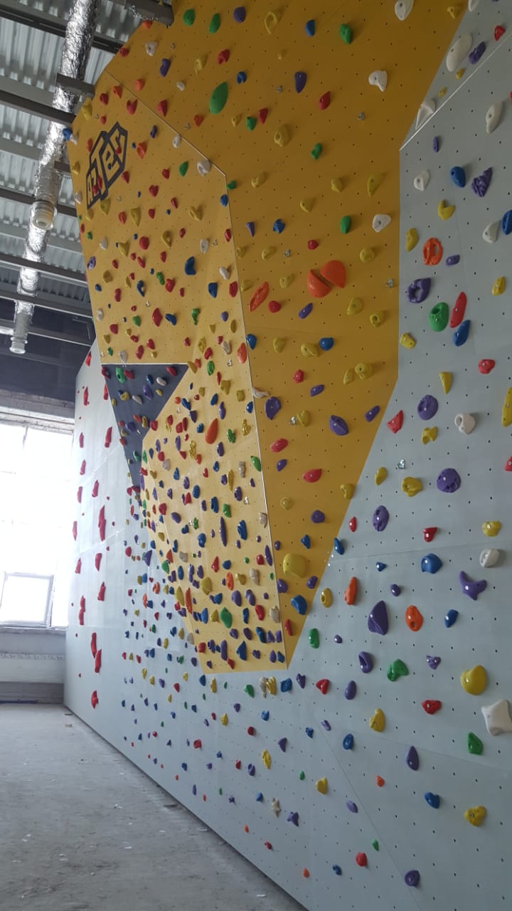 Climbing wall Aztec in the Palace of Labor