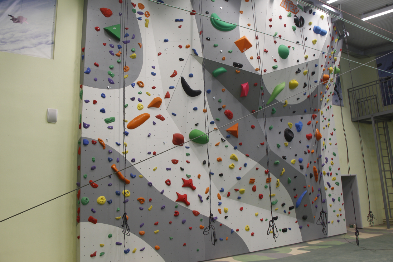 Climbing wall AZTEC in MBEI "Yelykaevskaya secondary school of Kemerovo oblast'"